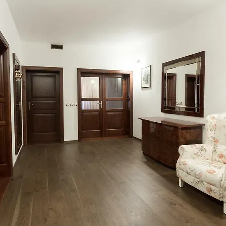 Pri Lýceu Apartman Banská Štiavnica