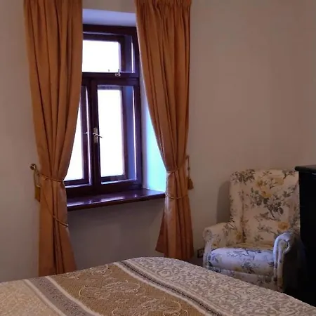 Pri Lyceu Banská Štiavnica